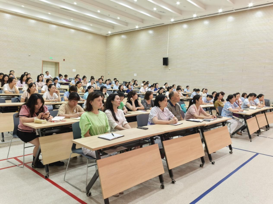 记护理读书班活动378.png